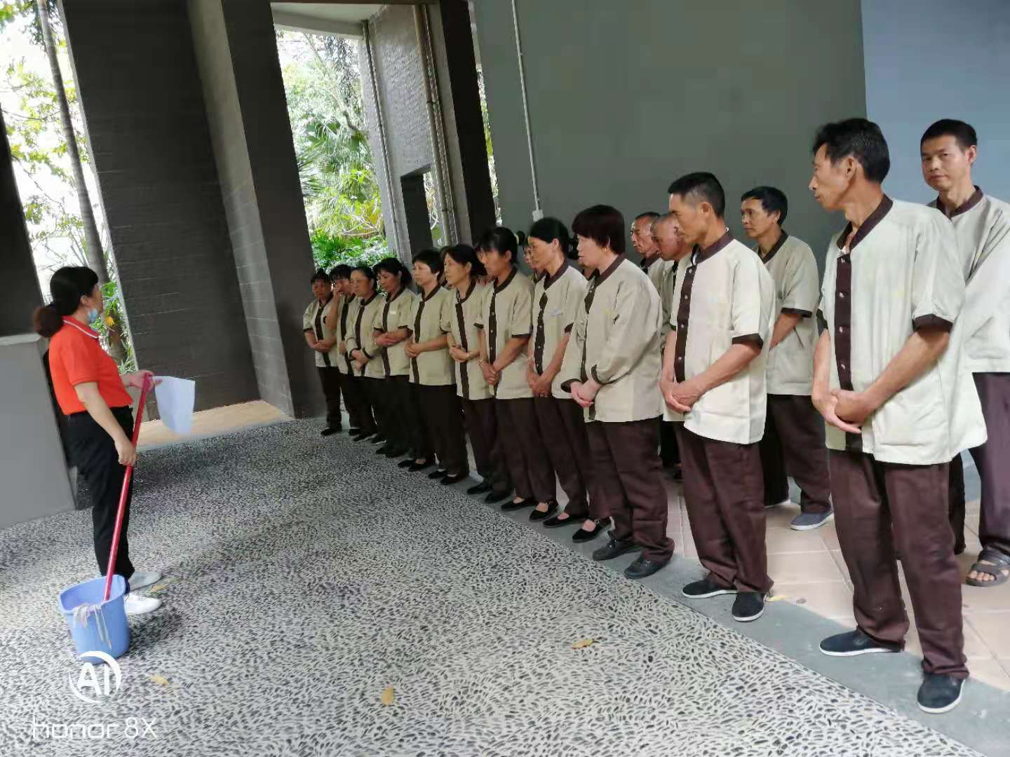 小區(qū)園區(qū)保潔的工作注意事項